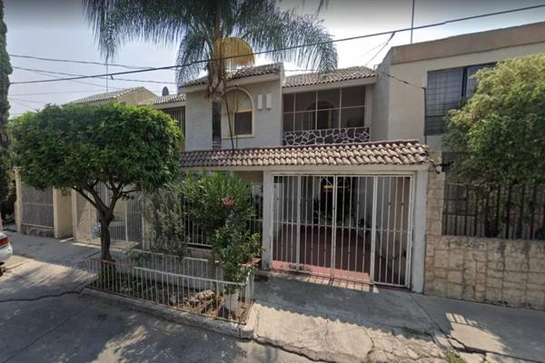 Foto de inmueble en Calle Urbano San Roman, Col. El Dean C.P. 44440, Guadalajara