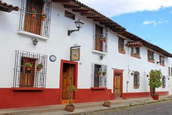 Foto de inmueble en 16 DE SEPTIEMBRE, Col. Tapalpa C.P. 49340, Tapalpa