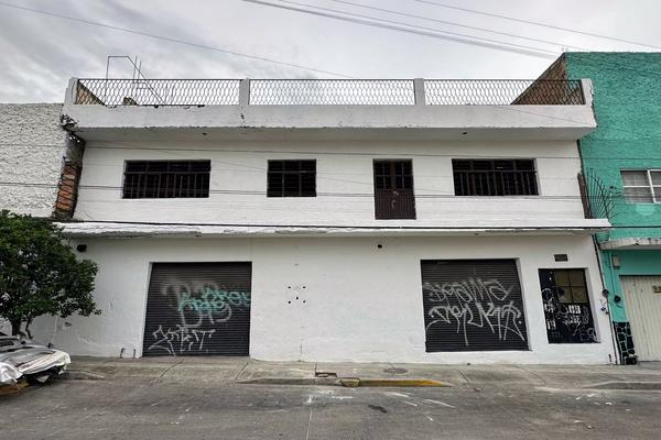 Foto de inmueble en 16 de Septiembre, Col. Tlaquepaque Centro C.P. 45500, San Pedro Tlaquepaque