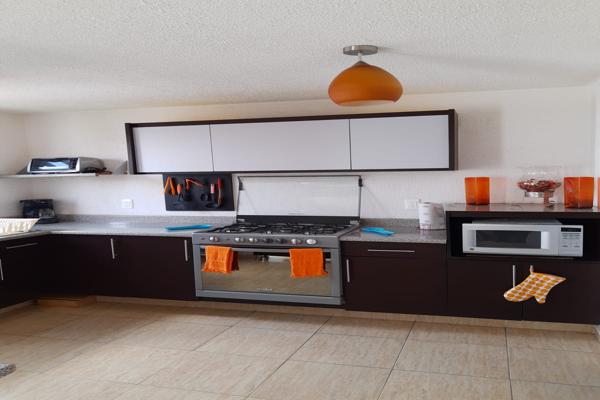 Foto de inmueble en Palma Cariota 2031, Palmares, 76127 Santiago de Querétaro, Qro. #2031Int. 27, Col. Parque Industrial Jurica C.P. 76127, Querétaro