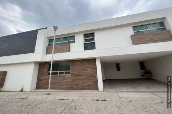 Foto de inmueble en  Zona Plateada, Col. Centro C.P. 42000, Pachuca de Soto