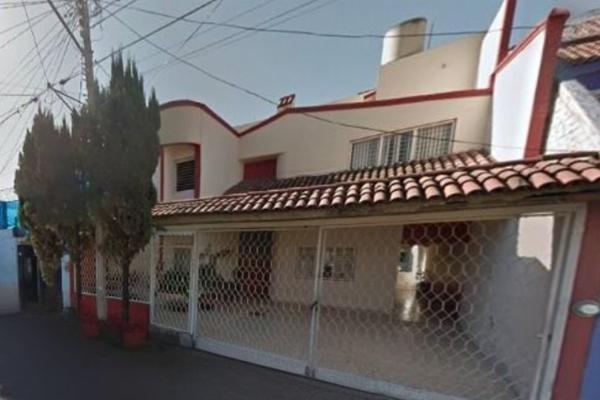 Foto de inmueble en Francisco C. Morales  #1499, Col. Echeverría 1a. Sección C.P. 44970, Guadalajara