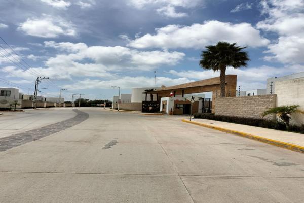 Foto de inmueble en Calle Circuito de los Girasoles  #179, Col. Alceda Residencial C.P. 78397, San Luis Potosí