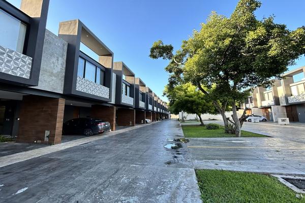 Foto de inmueble en 19, Col. Chuburna de Hidalgo C.P. 97205, Mérida