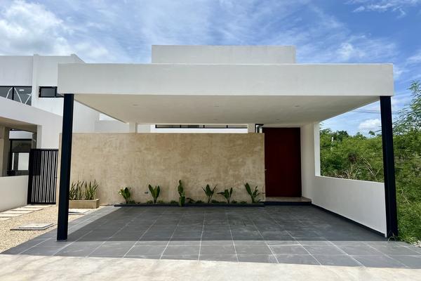 Foto de inmueble en 19, Col. Komchen C.P. 97302, Mérida
