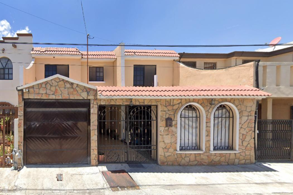Foto de inmueble en Guanajuato, República Oriente Nte., 25280 Saltillo, Coah., Col. República Norte C.P. 25280, Saltillo