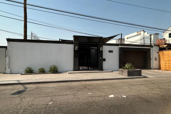 Foto de inmueble en Miguel Negrete  #1961, Col. Nueva C.P. 21100, Mexicali