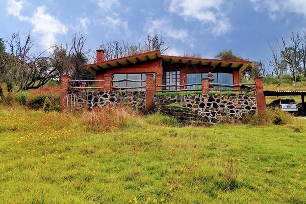 Foto de inmueble en 1a Cerrada Ahuayoto #41, Col. Santo Tomas Ajusco C.P. 14710, Tlalpan