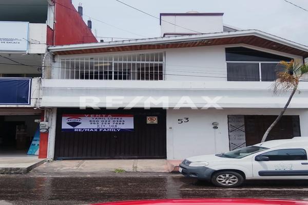 Foto de inmueble en 1a Norte #53 Col. Centro, Col. Tapachula Centro C.P. 30700, Tapachula