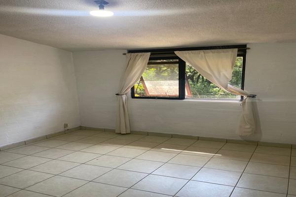 Foto de inmueble en 1a Privada de la Luz, Col. Chapultepec C.P. 62450, Cuernavaca