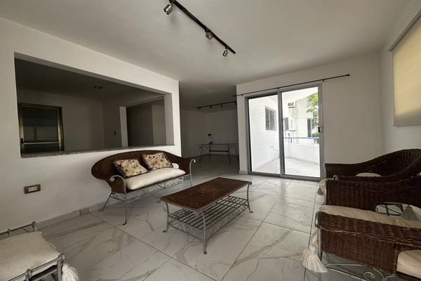 Foto de inmueble en 1A, Col. Villas Del Sol C.P. 97118, Mérida