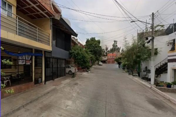 Foto de inmueble en Calle Teodomiro Manzano #00, Col. Balcones Del 4 C.P. 44984, Guadalajara
