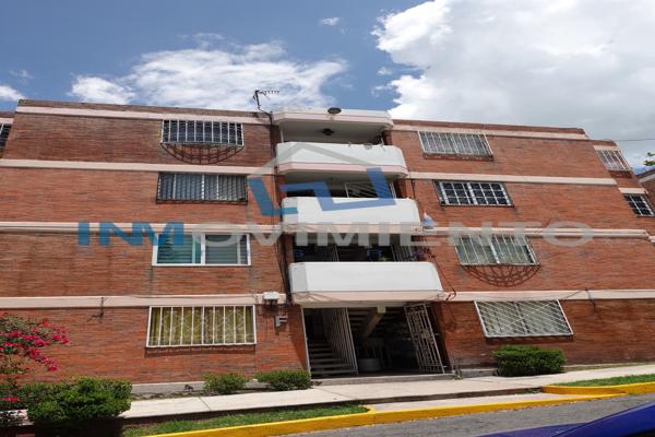 Foto de inmueble en Avenida José López Portillo 224 #224, Col. Santa María Magdalena Huizachitla C.P. 55715, Coacalco de Berriozábal