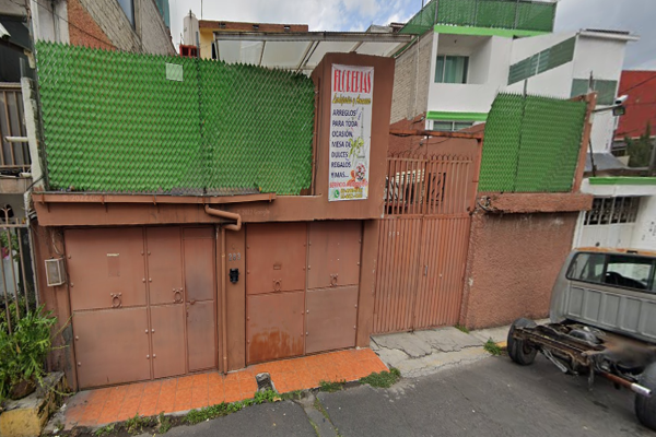 Foto de inmueble en Cultivos, Col. Valle del Sur C.P. 09819, Iztapalapa
