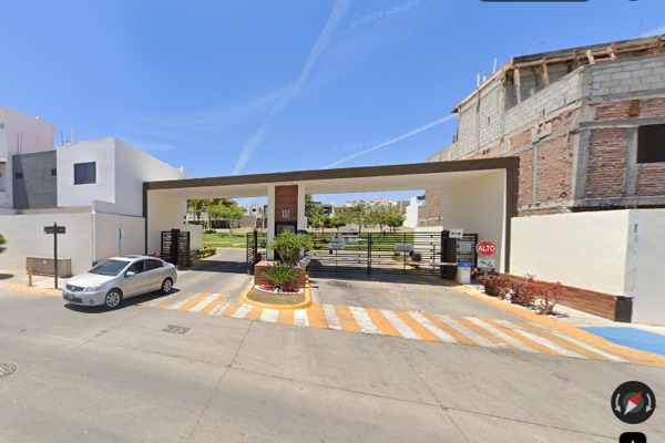 Foto de inmueble en San Fernando, Col. Real del Valle C.P. 82124, Mazatlán