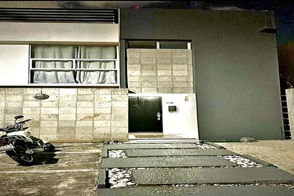 Foto de inmueble en Crystal Lagoon, Moderno Apodaca II, 66604 Cdad. Apodaca, N.L., Col. Altabrisa C.P. 66604, Apodaca