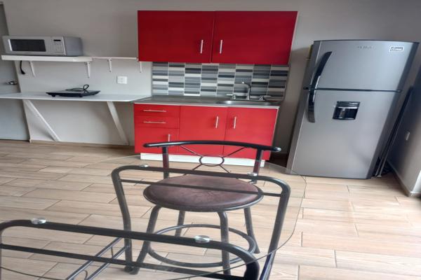 Foto de inmueble en Jesús  Ibarra, Col. Ciudad Satélite C.P. 53100, Naucalpan de Juárez