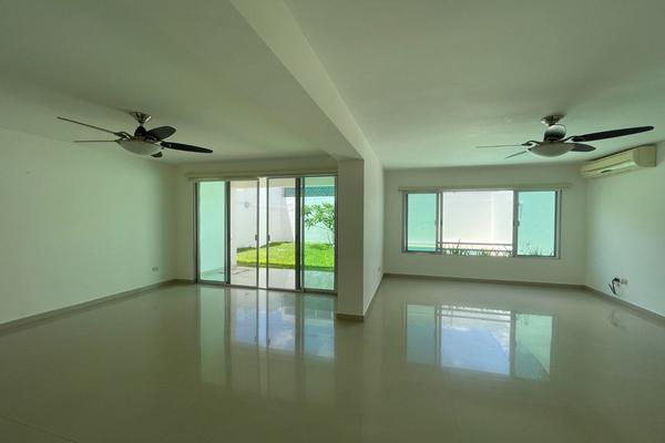 Foto de inmueble en 1-D, Col. Montecristo C.P. 97133, Mérida