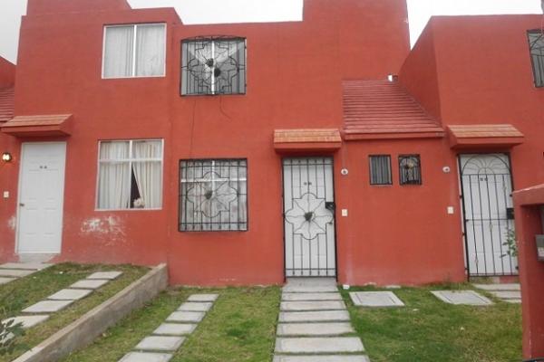 Foto de inmueble en Calle Nuestra Señora de Loreto #8, Col. La Guadalupana Bicentenario Huehuetoca C.P. 54694, Huehuetoca
