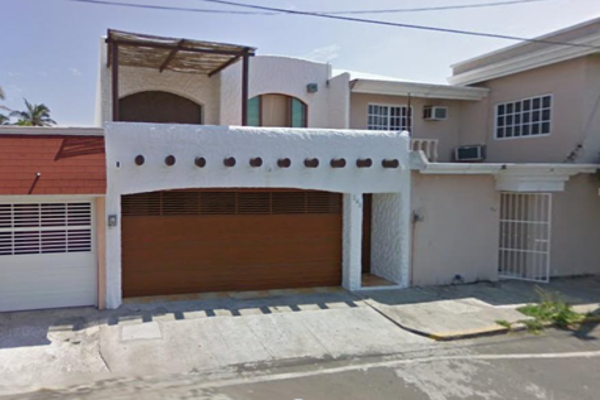 Foto de inmueble en Paseo de Los Sauces #00, Col. Floresta C.P. 91940, Veracruz