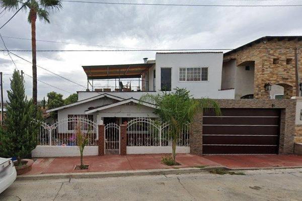 Foto de inmueble en Calle Sto Tomas, Col. El Refugio C.P. 21440, Tecate