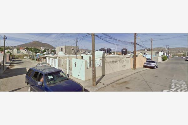 Foto de inmueble en 2 CDA CAGUAMA #0, Col. Acuario C.P. 23456, Los Cabos