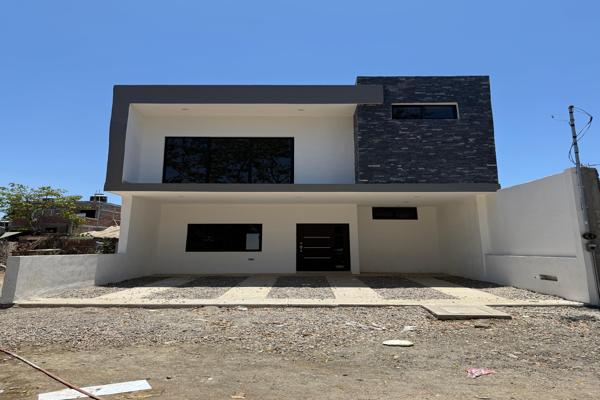 Foto de inmueble en Jaripillo #s/n, Col. Luis Echeverría Alvarez C.P. 82160, Mazatlán