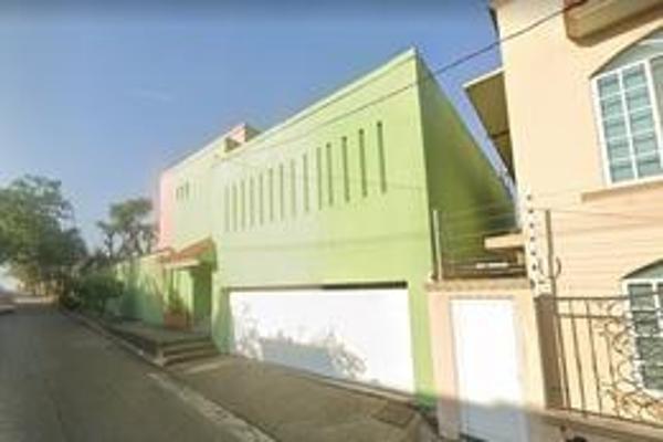 Foto de inmueble en Estado de México #s/n, Col. Petrolera C.P. 96500, Coatzacoalcos