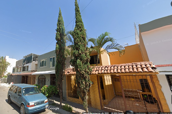 Foto de inmueble en Calle Felix Parra 2779 #2779, Col. Jardines de Guadalupe C.P. 44740, Guadalajara