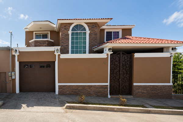 Foto de inmueble en Fernando Valenzuela 16, Nuevo Nogales, 84094 Heroica Nogales, Son. #16, Col. California C.P. 84094, Nogales