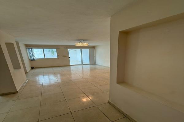 Foto de inmueble en 21, Col. Altabrisa C.P. 97130, Mérida