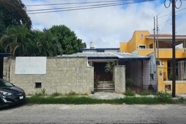 Foto de inmueble en Calle 12 entre calle 20 y 35 diagonal #339, Col. Pedregales de Tanlum C.P. 97210, Mérida