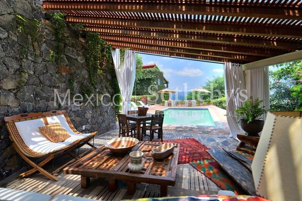 Foto de inmueble en 22 de Febrero, Col. San Sebastián C.P. 62520, Tepoztlán