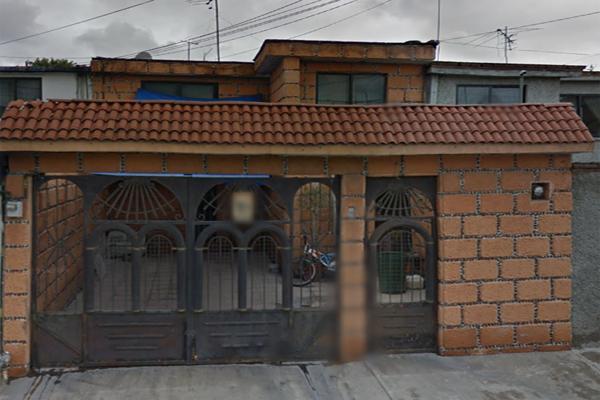 Foto de inmueble en Jacamares #12, Col. Izcalli Jardines C.P. 55050, Ecatepec de Morelos