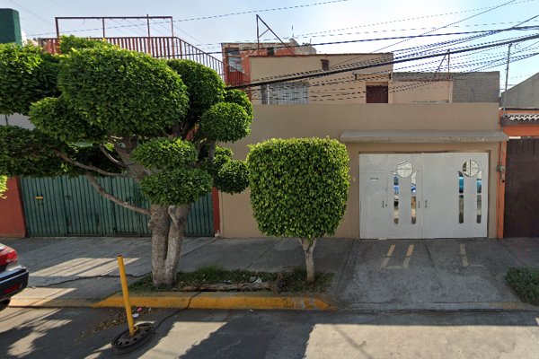 Foto de inmueble en Antonio Ancona  #133, Col. Constitución de 1917 C.P. 09260, Iztapalapa