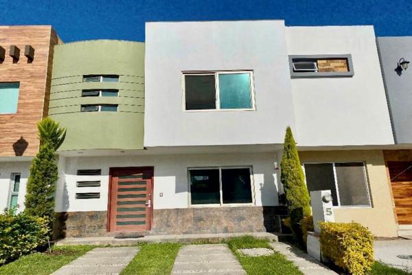 Foto de inmueble en BOULEVARD VALLE DEL SILICIO  #50, Col. Nueva Galicia Residencial C.P. 45645, Tlajomulco de Zúñiga