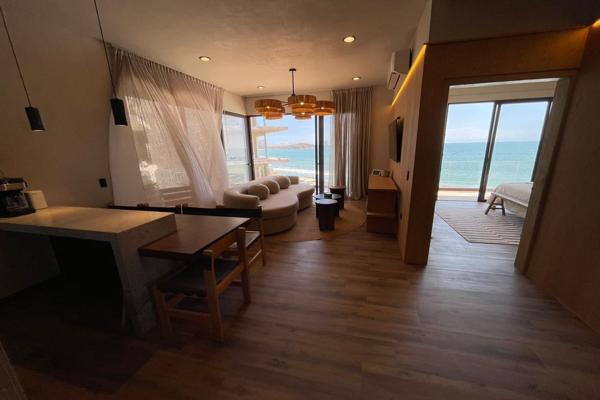 Foto de inmueble en Erenesto Coppel, Col. 5a. Gaviotas C.P. 82110, Mazatlán