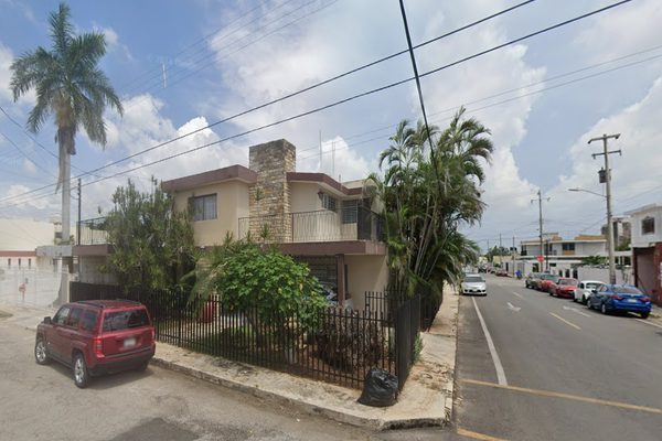 Foto de inmueble en 25, Col. Miguel Alemán C.P. 97148, Mérida