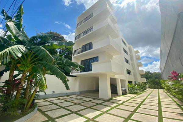 Foto de inmueble en C. Fonatur, Cancún, Q.R., Col. Región 522 C.P. 77536, Benito Juárez