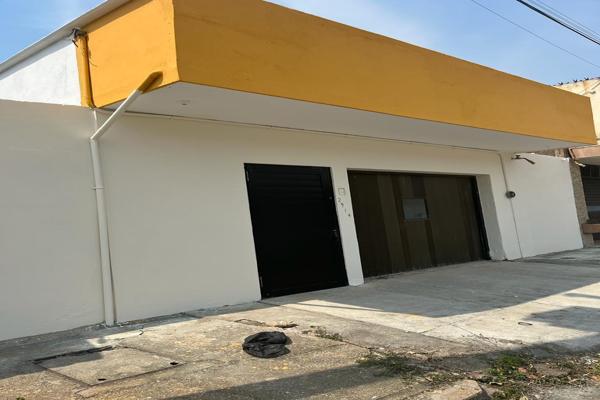 Foto de inmueble en Avenida Bellavista 2914 #2914, Col. Playa Sol C.P. 96518, Coatzacoalcos