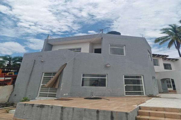 Foto de inmueble en Paseo de los Burgos, Col. Burgos C.P. 62584, Temixco