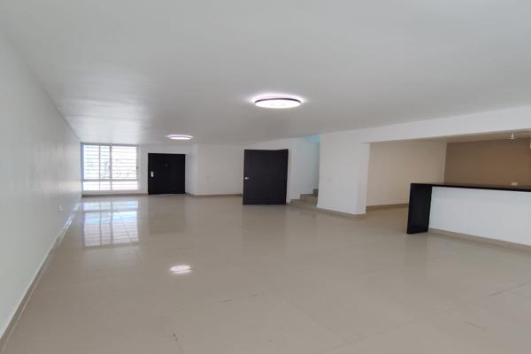 Foto de inmueble en C. Covadonga, Lomas de Zapopan, 45130 Zapopan, Jal., Col. Lomas de Zapopan C.P. 45130, Zapopan