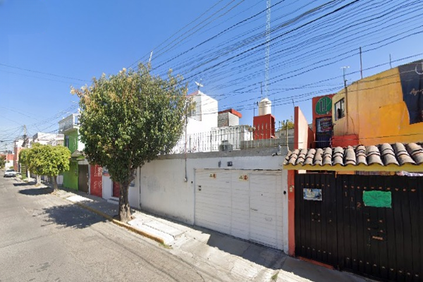 Foto de inmueble en Campos Elíseos 100 #100, Col. La Joya C.P. 72520, Puebla