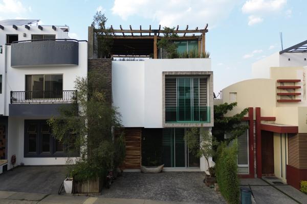 Foto de inmueble en Boulevard Valle Imperial, Col. Periquera C.P. 45134, Zapopan