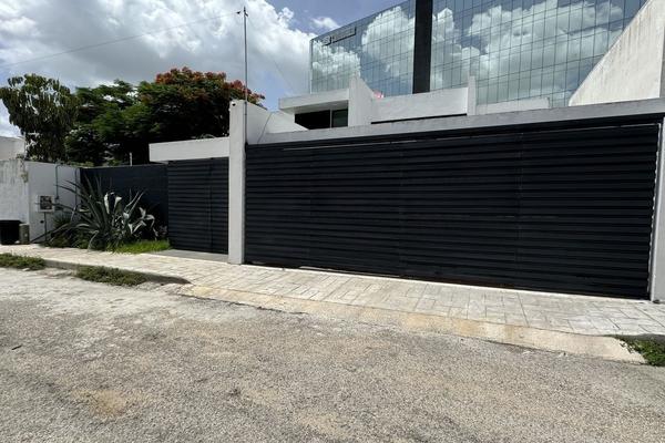 Foto de inmueble en 27, Col. Montebello C.P. 97113, Mérida