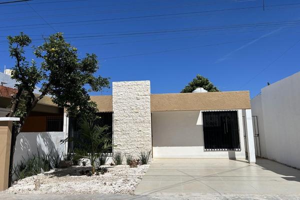 Foto de inmueble en 28, Col. Yucalpeten C.P. 97238, Mérida