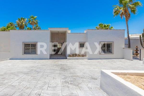 Foto de inmueble en 29 REMODELED & FINANCING AVAILABL, Col. Cabo Bello C.P. 23455, Los Cabos