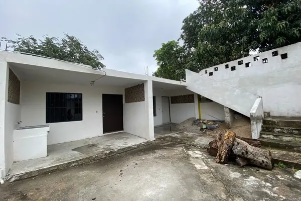 Foto de inmueble en 2a. Avenida #211, Col. Villa Hermosa C.P. 89319, Tampico