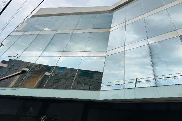 Foto de inmueble en 2a Privada de Leona Vicario #15, Col. El Hipico C.P. 52156, Metepec