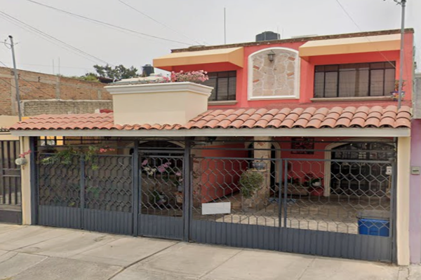 Foto de inmueble en C. Jesús Urueta 1515, Mirador, 44370 Guadalajara, Jal. #1515, Col. San Ramón C.P. 44370, Guadalajara